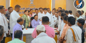 अतिक्रमणधारक शेतकऱ्यांची सुपीक जमीन बांबू-चारा लागवडीसाठी देऊ नका; वंचित बहुजन आघाडीची जिल्हाधिकाऱ्यांकडे मागणी