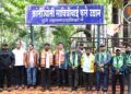 पुण्यात वंचित बहुजन युवा आघाडीने स्वखर्चाने लावला 'क्रांतीज्योती सावित्रीबाई फुले उद्यान'चा नामफलक; महापालिकेच्या दिरंगाईचा निषेध