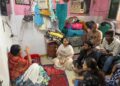 घाटकोपर दरड दुर्घटनेची स्नेहल सोहनी यांच्याकडून पाहणी; पीडित कुटुंबीयांना मदतीचे आश्वासन