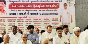 अंजलीताई आंबेडकरांच्या मार्गदर्शनाखाली अकोल्यात धम्मचक्र प्रवर्तन दिन नियोजनाची बैठक