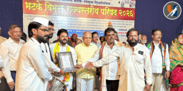 पुण्यात’भटके-विमुक्त दिन’ भव्य राज्यस्तरीय परिषदेला सुरुवात; ॲड. प्रकाश आंबेडकर यांची प्रमुख उपस्थिती