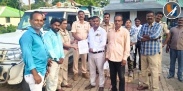 वाघाच्या हल्ल्यात मृत्यू झालेल्या शेतकऱ्याच्या कुटुंबाला ५० लाखांची मदत व शासकीय नोकरी द्या : सागर भवते