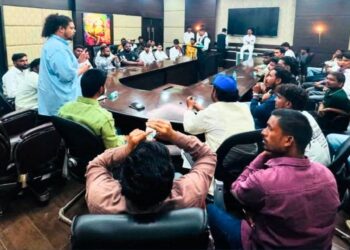 नांदेडमध्ये वंचित बहुजन आघाडीची कार्यकर्ता-पदाधिकारी संवाद बैठक संपन्न; सुजात आंबेडकर यांचे उपस्थितांशी थेट संभाषण