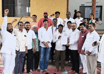 टपरीधारकांच्या पुनर्वसनासाठी वंचित बहुजन आघाडी रस्त्यावर