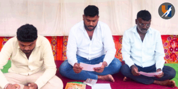 पवनचक्की प्रकल्पांविरोधात शेतकरी व ग्रामस्थांचे बेमुदत उपोषण; चौकशी व नुकसानभरपाईची मागणी