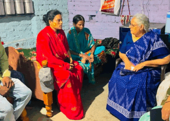 खोब्रागडे नगरातील पीडित कुटुंबीयांची अंजलीताई आंबेडकर यांनी घेतली भेट; न्यायासाठी पाठपुराव्याचे आश्वासन