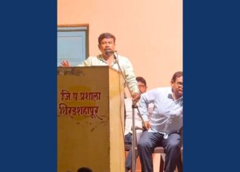 वंचित बहुजन आघाडीच्या प्रयत्नांमुळे शिरडशहापूरच्या जिल्हा परिषद शाळेला मिळाले ६ शिक्षक