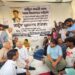 साहिल वाकोडे प्रकरणातील तपासावर ॲड. प्रकाश आंबेडकरांचा सवाल; आझाद मैदानावरील उपोषणकर्त्या आई-वडिलांची घेतली भेट