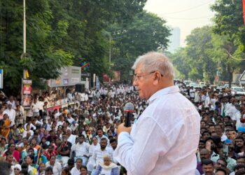 महागाईची आग जनतेच्या डोक्यापर्यंत पोहोचली तर पंतप्रधानांची खुर्चीही जाळल्याशिवाय राहणार नाही : प्रकाश आंबेडकर
