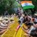 तरुणांचा राग रस्त्यावर का?